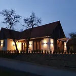 Apartment Wohlfuehloase Am Trausdorfberg Mit Sauna, Whirlpool Und Panorama *