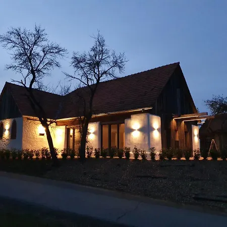 Apartmán Wohlfuehloase Am Trausdorfberg Mit Sauna, Whirlpool Und Panorama *