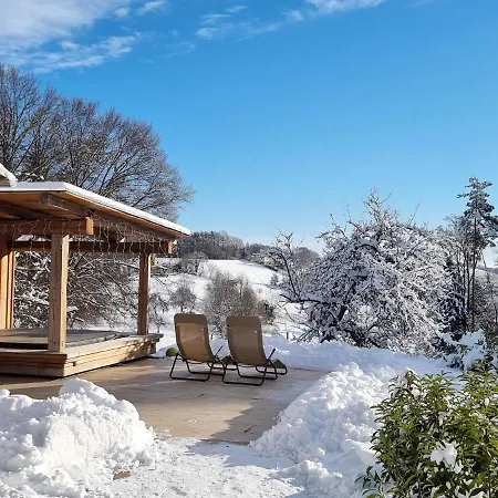 Appartamento Wohlfuehloase Am Trausdorfberg Mit Sauna, Whirlpool Und Panorama *