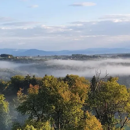 Appartamento Wohlfuehloase Am Trausdorfberg Mit Sauna, Whirlpool Und Panorama *