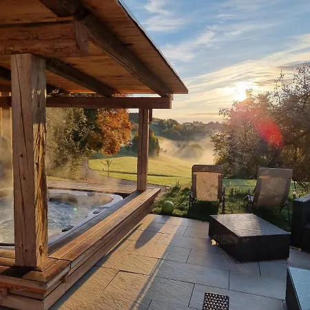 Wohlfuehloase Am Trausdorfberg Mit Sauna, Whirlpool Und Panorama *