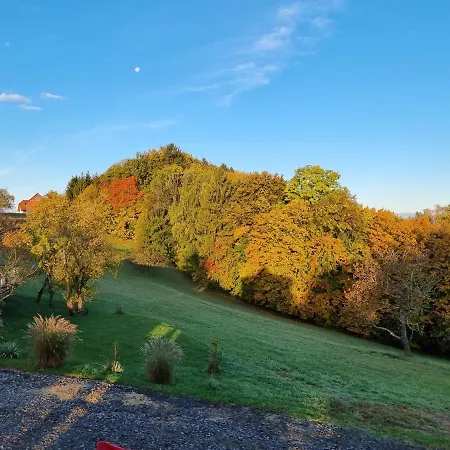 Wohlfuehloase Am Trausdorfberg Mit Sauna, Whirlpool Und Panorama شقة Sankt Marein bei Graz