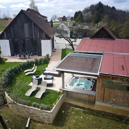 Wohlfuehloase Am Trausdorfberg Mit Sauna/whirlpool דירה Sankt Marein bei Graz