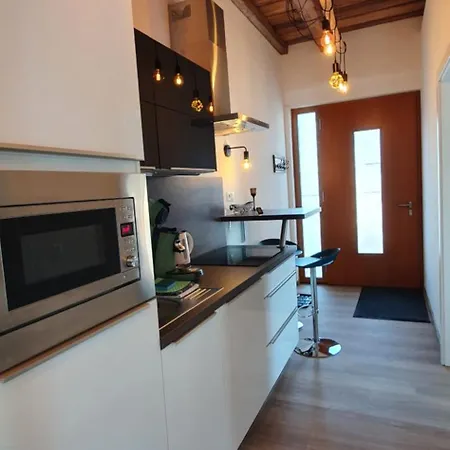 Wohlfuehloase Am Trausdorfberg Mit Sauna, Whirlpool Und Panorama Apartmán Sankt Marein bei Graz