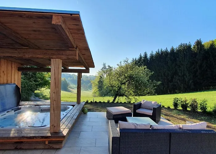 Wohlfuehloase Am Trausdorfberg Mit Sauna, Whirlpool Und Panorama شقة