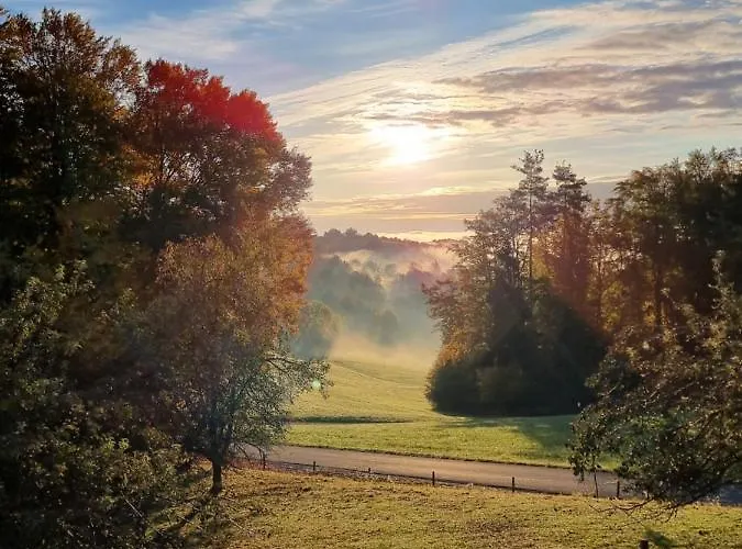 Wohlfuehloase Am Trausdorfberg Mit Sauna, Whirlpool Und Panorama *