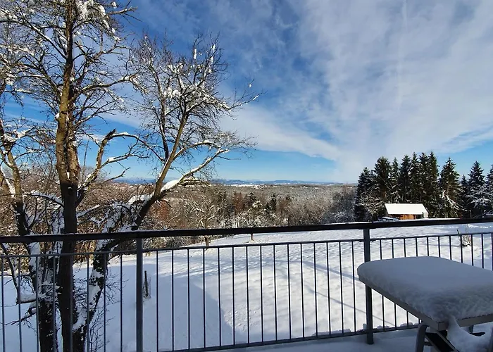 شقة Wohlfuehloase Am Trausdorfberg Mit Sauna, Whirlpool Und Panorama *