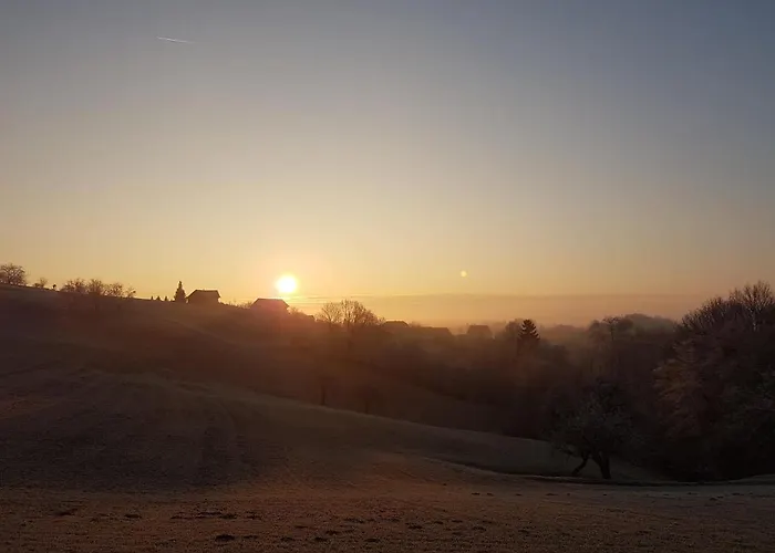 公寓 Wohlfuehloase Am Trausdorfberg Mit Sauna, Whirlpool Und Panorama