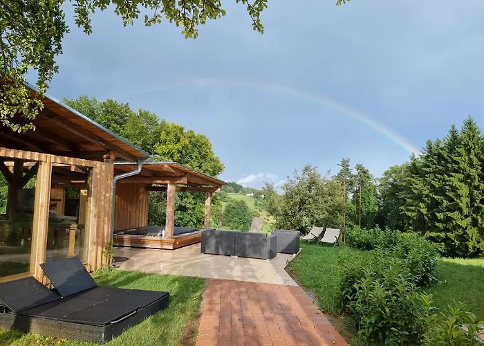 شقة Wohlfuehloase Am Trausdorfberg Mit Sauna, Whirlpool Und Panorama