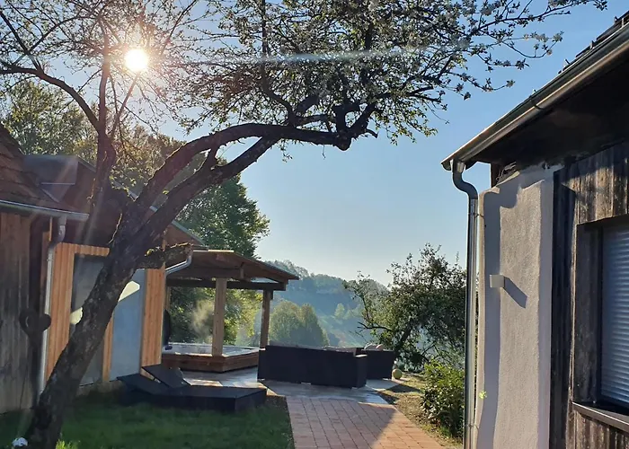 公寓 Wohlfuehloase Am Trausdorfberg Mit Sauna, Whirlpool Und Panorama Sankt Marein bei Graz