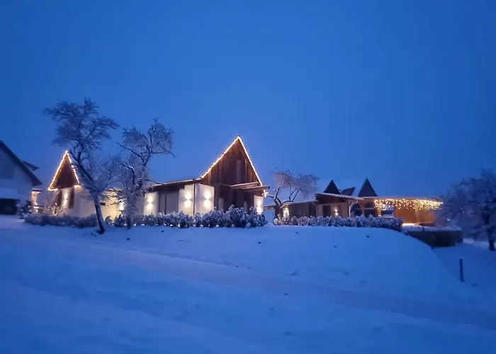 Wohlfuehloase Am Trausdorfberg Mit Sauna, Whirlpool Und Panorama Sankt Marein bei Graz