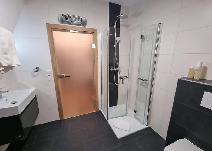 Wohlfuehloase Am Trausdorfberg Mit Sauna, Whirlpool Und Panorama *