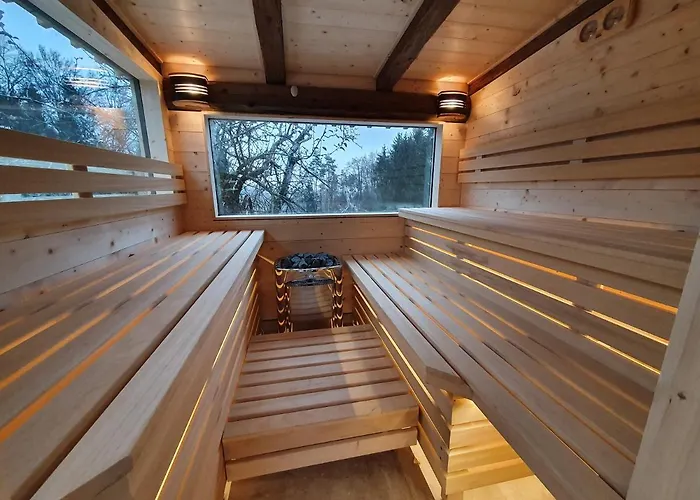 Wohlfuehloase Am Trausdorfberg Mit Sauna, Whirlpool Und Panorama *