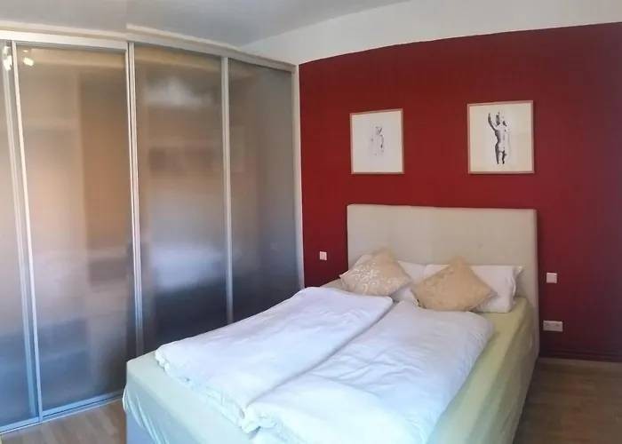 公寓 Wohlfuehloase Am Trausdorfberg Mit Sauna, Whirlpool Und Panorama Sankt Marein bei Graz