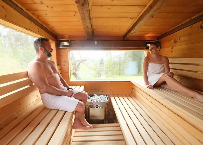 Wohlfuehloase Am Trausdorfberg Mit Sauna, Whirlpool Und Panorama *