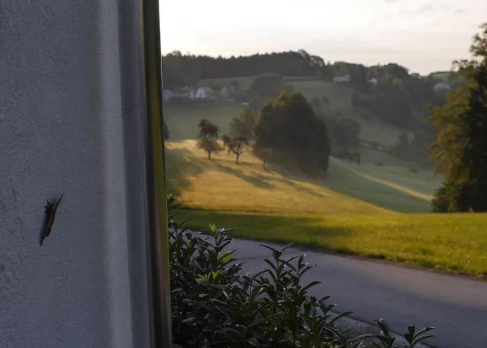 Wohlfuehloase Am Trausdorfberg Mit Sauna, Whirlpool Und Panorama شقة *