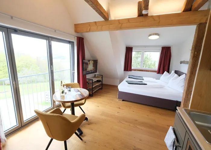 شقة Wohlfuehloase Am Trausdorfberg Mit Sauna, Whirlpool Und Panorama *